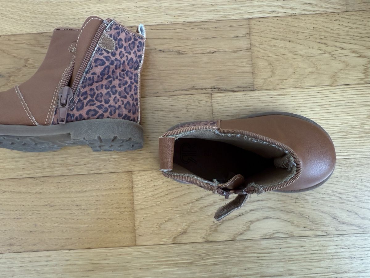Scarpe per ragazzi: Winterschuhe/Boots Laredoute Gr22 – Usato da Zürich venduto da audrey_dri 3