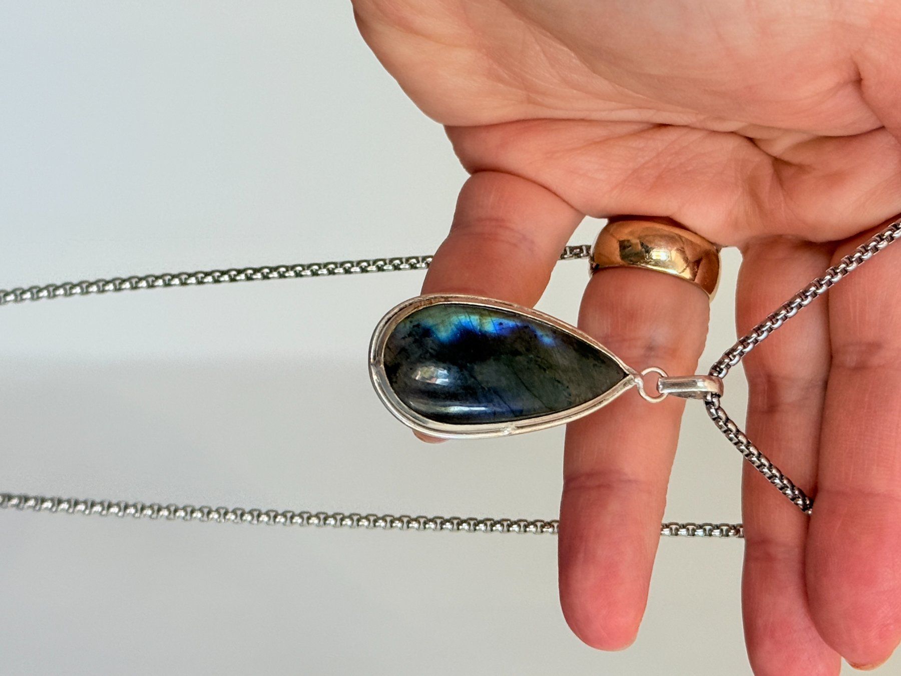 Ketten: Collier Labradorite , élégant et unique ✨ – Neu und originalverpackt aus Genève von AWWA 8