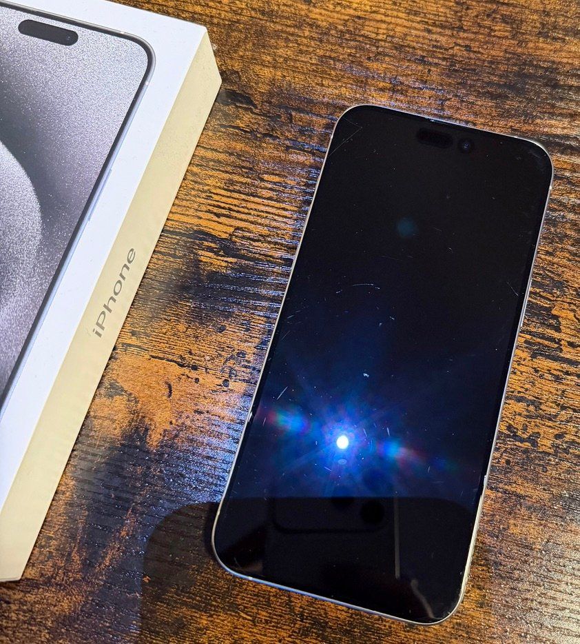 Apple Telefoni cellulari / Smartphones: iPhone 15 Pro Max / 256 GB / ab CHF 1.- – Usato da Zürich venduto da PEACECOCOON 4