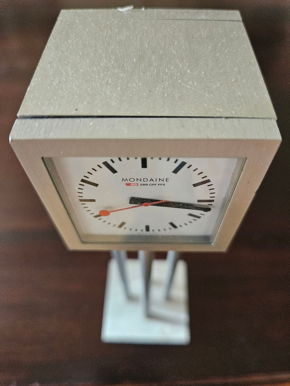 Mondaine Orologi da terra & Orologi da parete: kleine Standuhr – Usato da Zürich venduto da tschudin.barbara 3
