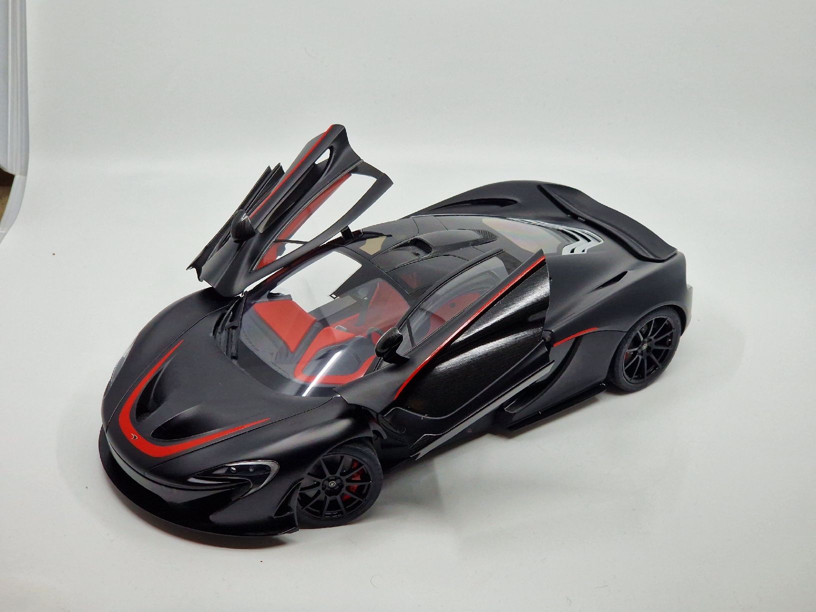 Autoart Voitures modèles: McLaren P1 Autoart – Neuf (Voir description) à Reckingen VS par RonaldL01 1