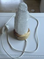 Gips Lampe Kristalle Holzsockel beleuchtet(I17)