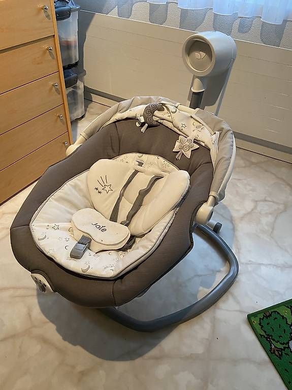 Joie Wippen & Schaukeln: Babywippe / Babyschaukel elektrisch – Gebraucht aus Fällanden von Valeria_1991