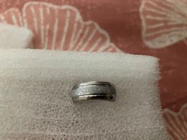 Eleganter Modeschmuck Edelstahl Ring 201, mit Mittelmuster