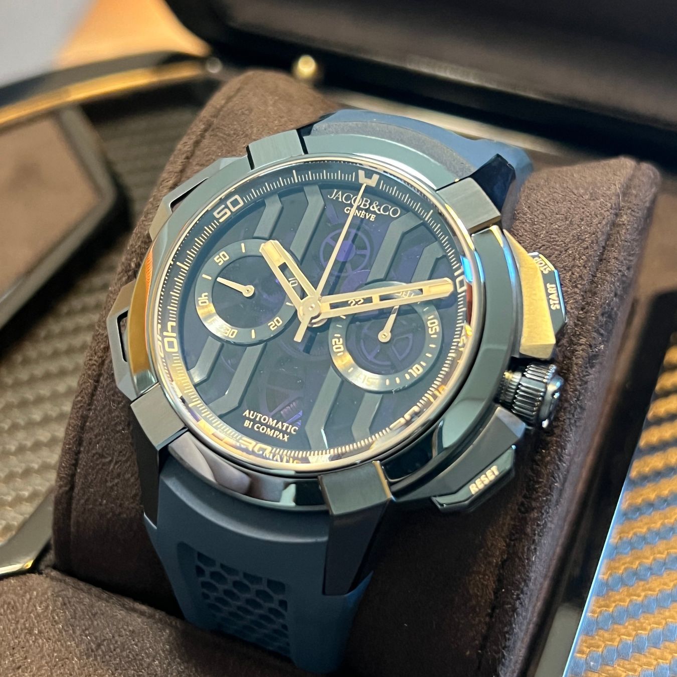 Orologi: FLASH SALE Jacob & Co Epic X Chrono 43mm Full Set – Usato da Carouge GE venduto da Watchaser 2
