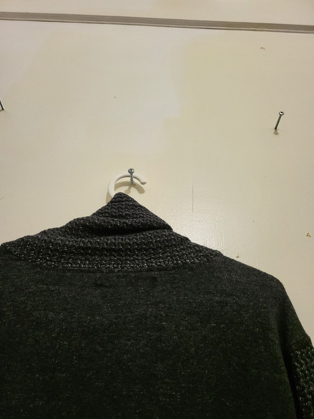 Maglioni & Felpe: Pull Kaporal col châle gris chiné - M/L – Usato da Niedergösgen venduto da Eva2410 3