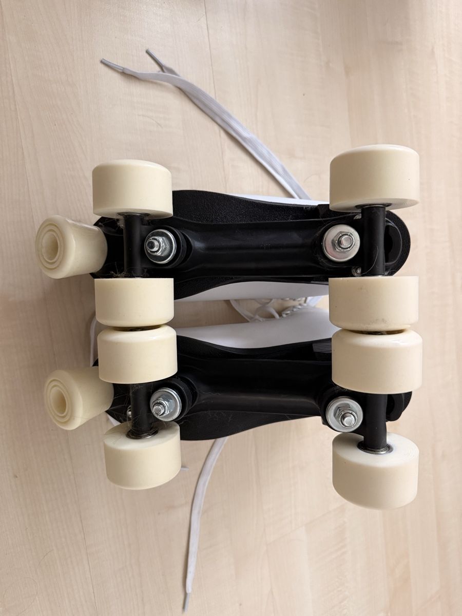 Pattini in linea & Pattini a rotelle: Roces Quad Skates EU 39 (NEU) – Nuovo (secondo la descrizione) da Neerach venduto da lar_tkp2 2