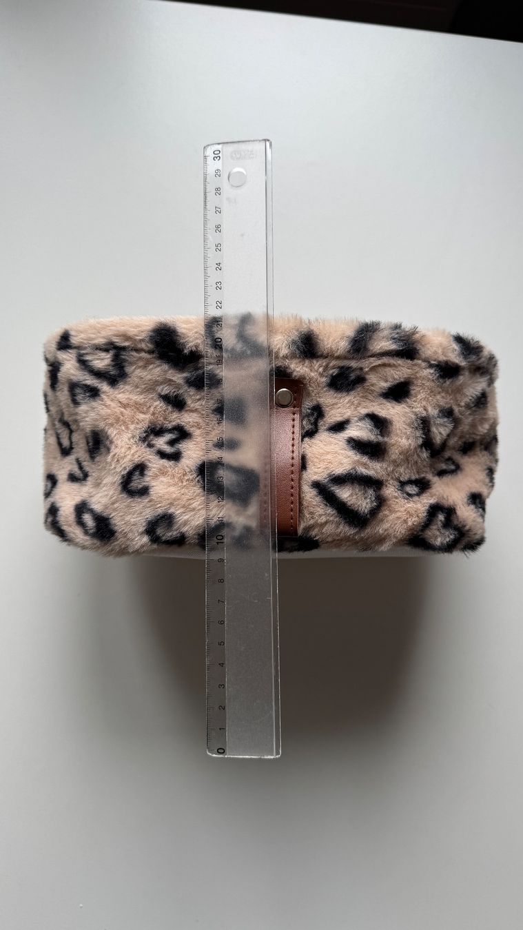 Altro per la casa: Korb Leopard Print Kunstfell mit Lederriemen neu – Nuovo (secondo la descrizione) da Luzern venduto da Ecila007 4