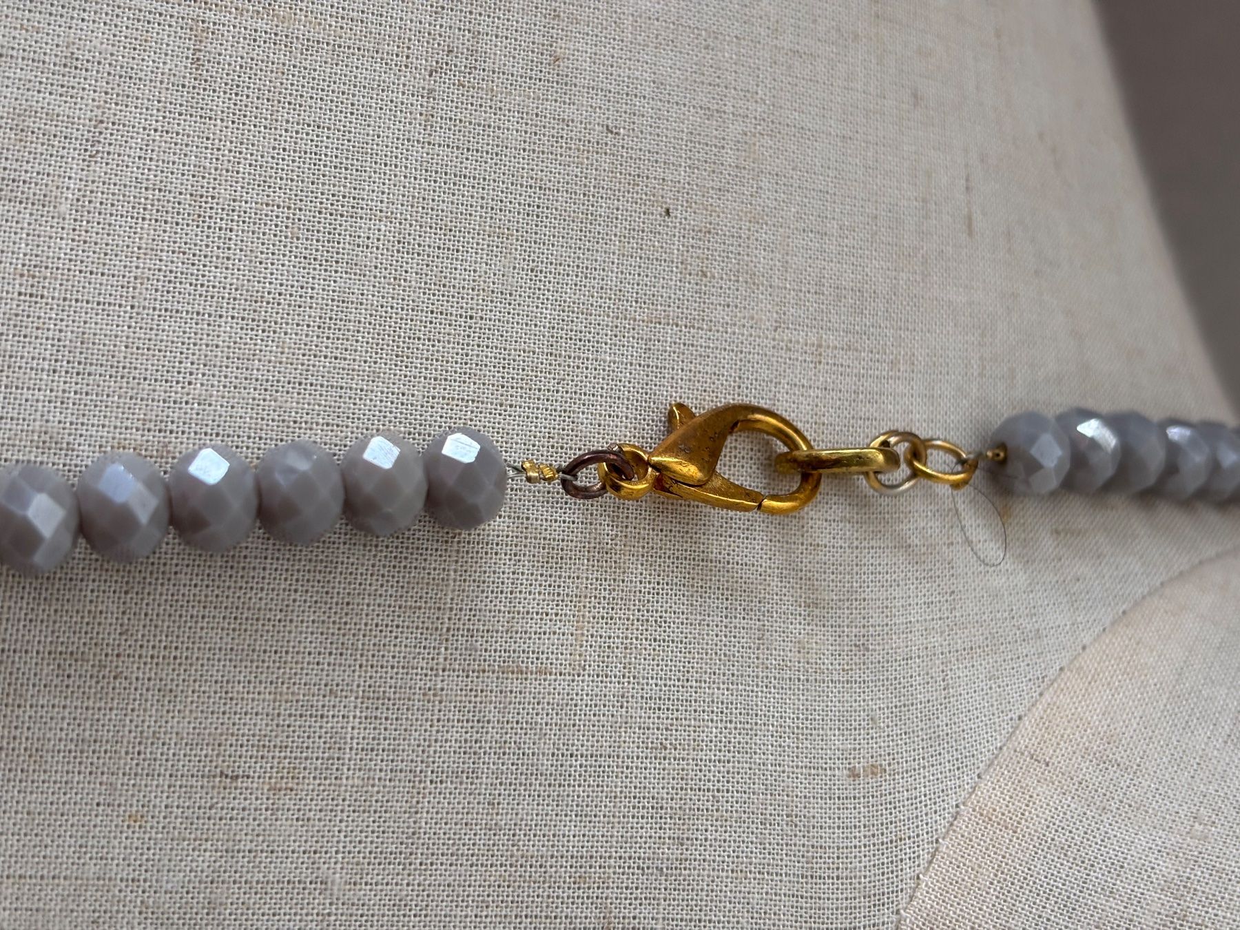 Ketten: Collier perles grises et noires – Gebraucht aus Peseux von Chimon59 2