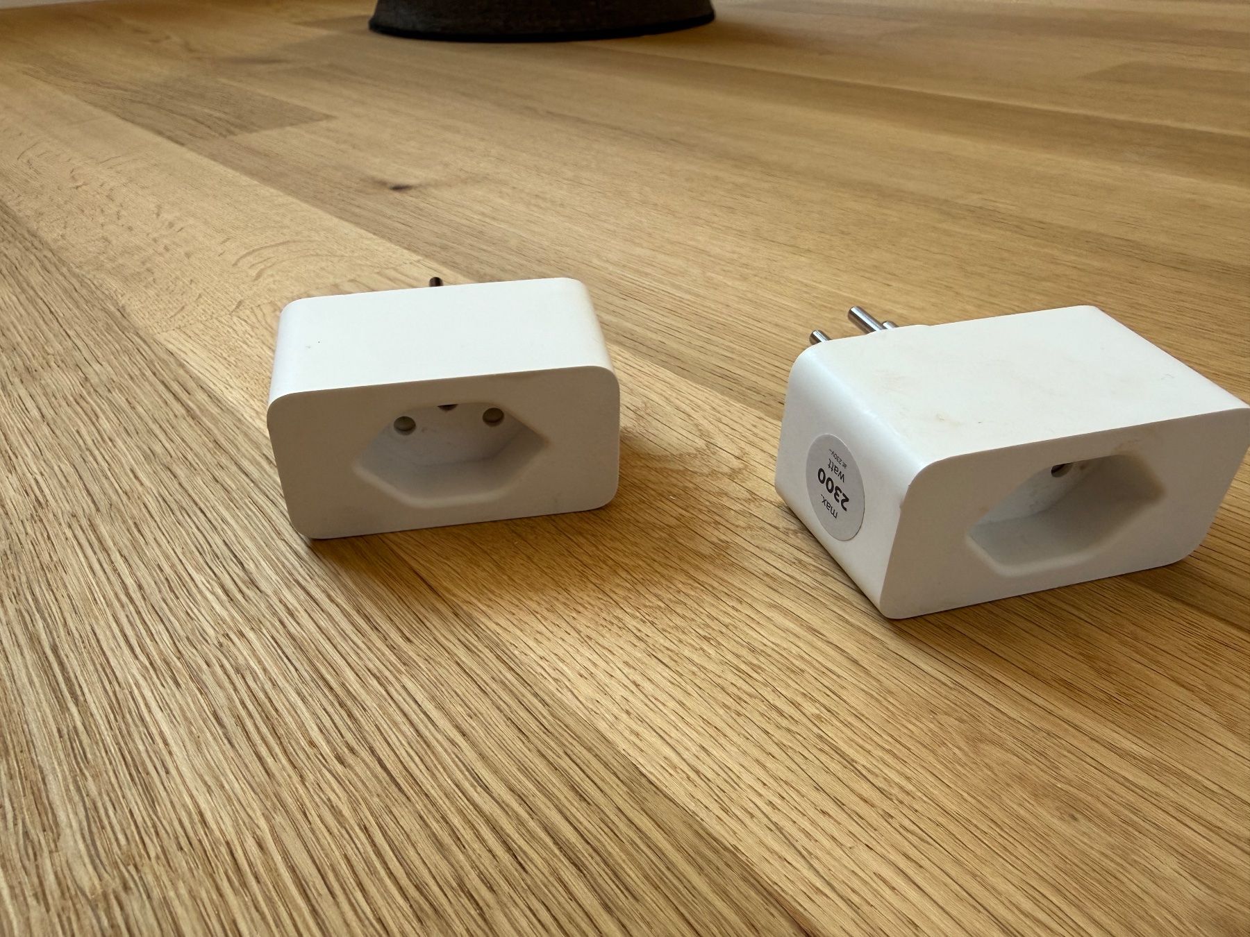 Fiches d'alim.: Hue Smart Plug (2 Stück) – D'occasion à Dietikon par JamaisVu. 2