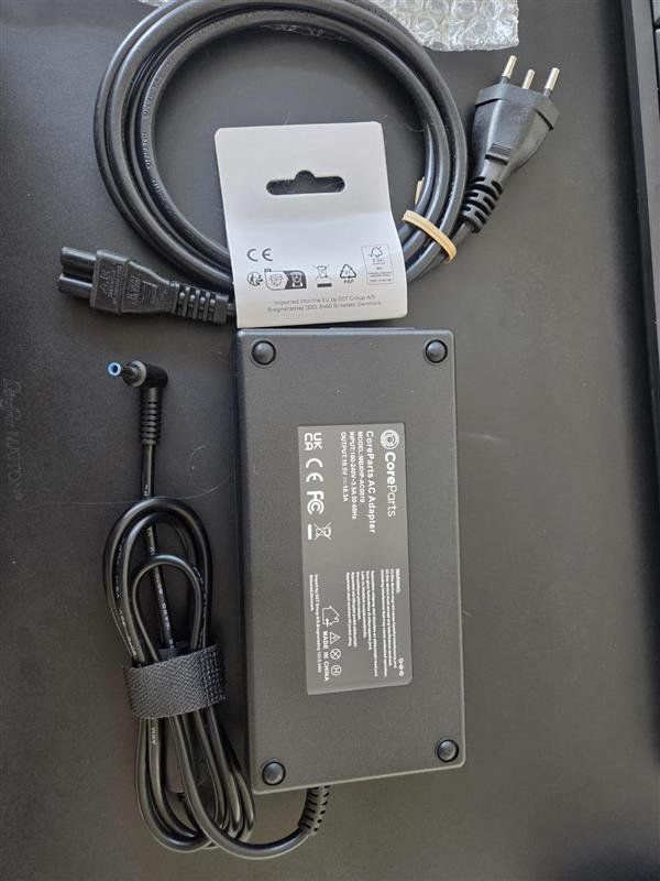 Hewlett Packard Caricabatterie: Power Adapter for HP – Nuovo e nell'imballaggio originale da Gossau ZH venduto da OrderflowAG