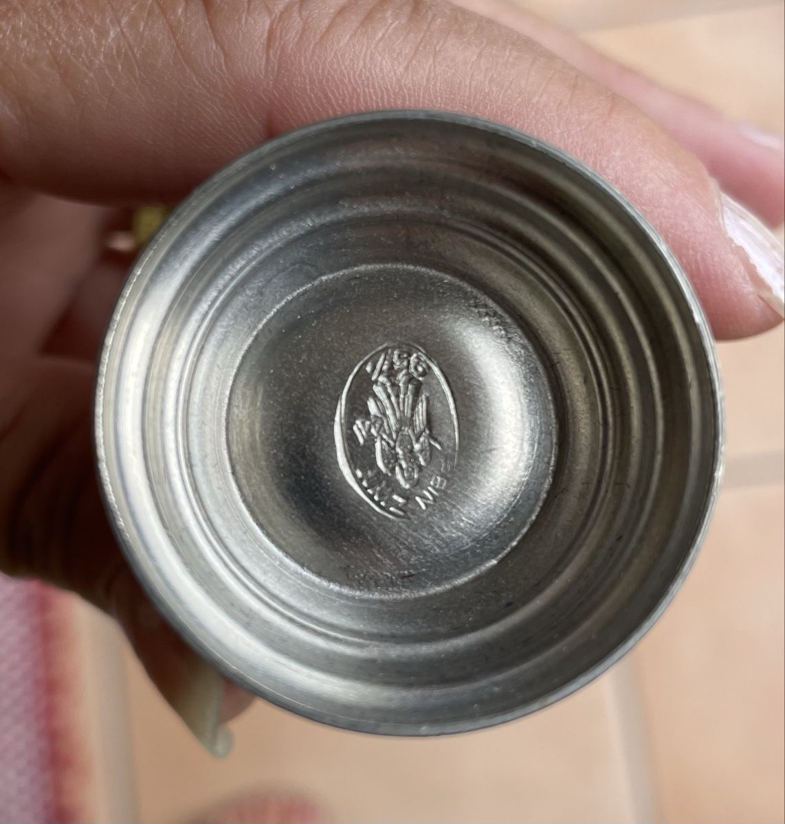 Tutte le decorazioni: Petite channe en étain – Usato da Montmollin venduto da alexrey 1