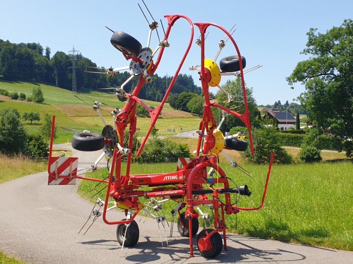 Tutte le macchine: Pöttinger Kreiselheuer HIT 690 N – Usato da Wädenswil venduto da Kleinerland 2