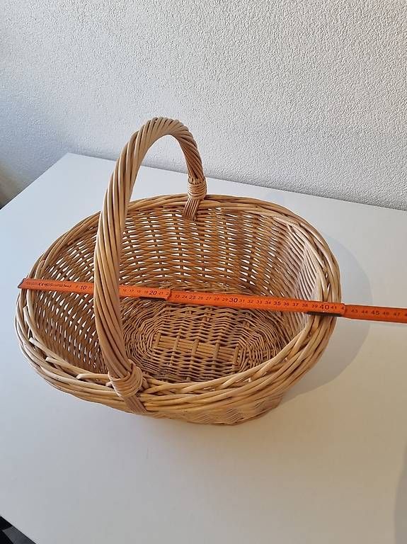 Autres articles pour la maison: Panier en osier – D'occasion à Gland par Khazmur1 3