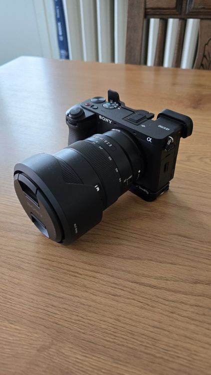 Sony A6700 + 16–55mm f/2.8 G | Top Zustand & Zubehör (Gebraucht) in ...