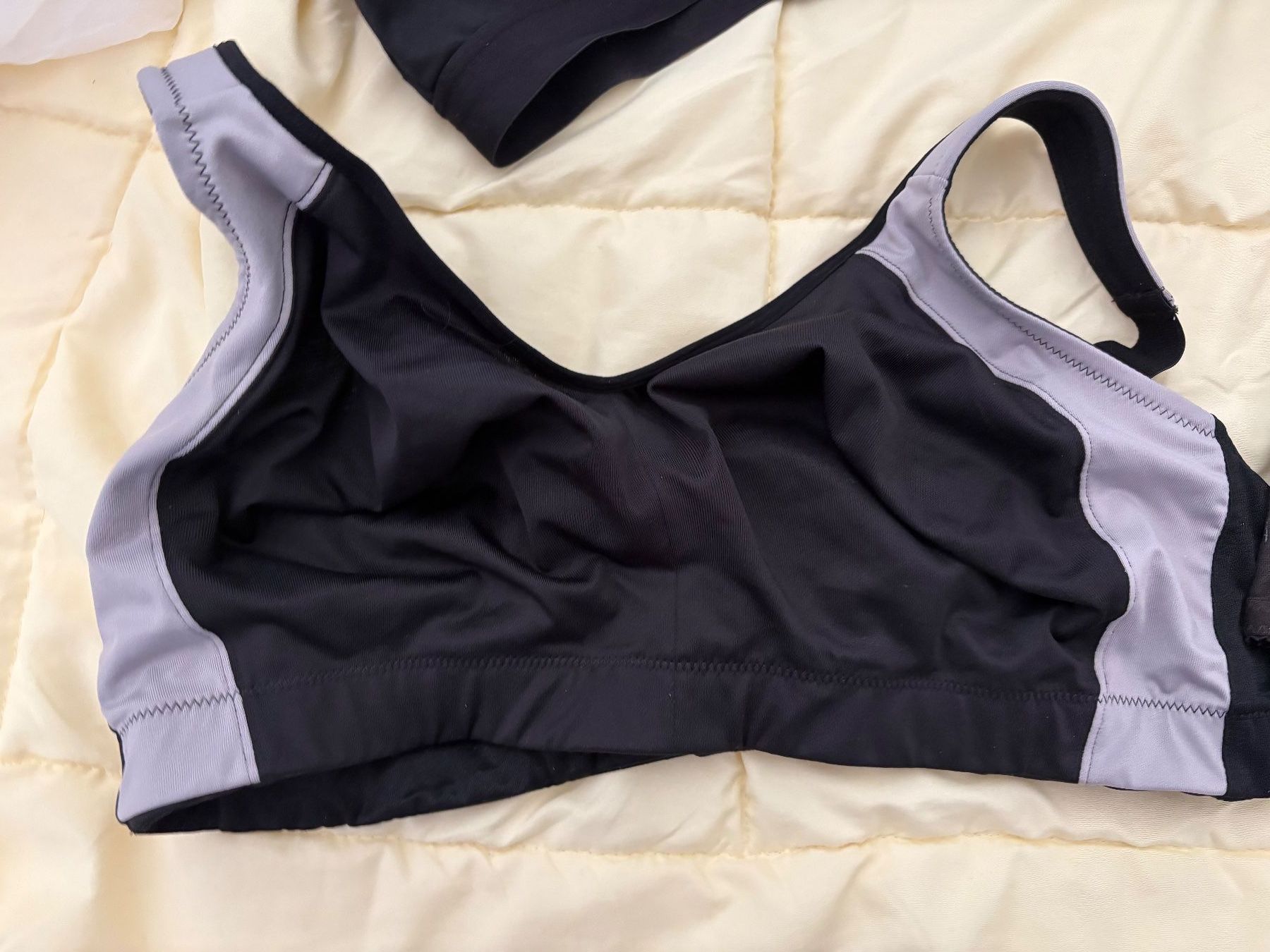 Altra biancheria intima: 4 Bh verschiedene Grössen Plus size – Usato da Zürich venduto da venusandmars 4