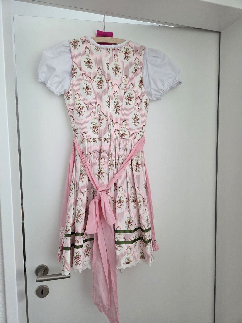 Krüger Kleider: Dirndl Krüger Madl – Gebraucht aus Rüti ZH von nad_bzv2 2