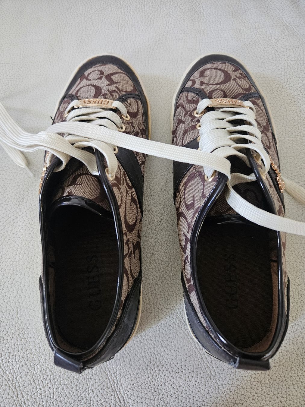 Guess Damenschuhe: Guess baskets Briar – Neu (gemäss Beschreibung) aus Les Acacias von minnie6 2