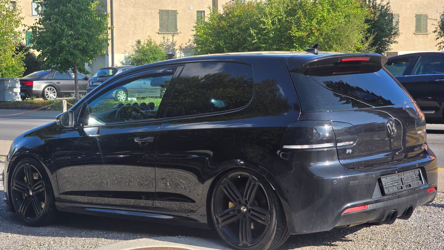 VW Autos: VW Golf 2.0 TSI R – Gebraucht aus Emmenbrücke von meu_2j8p 2