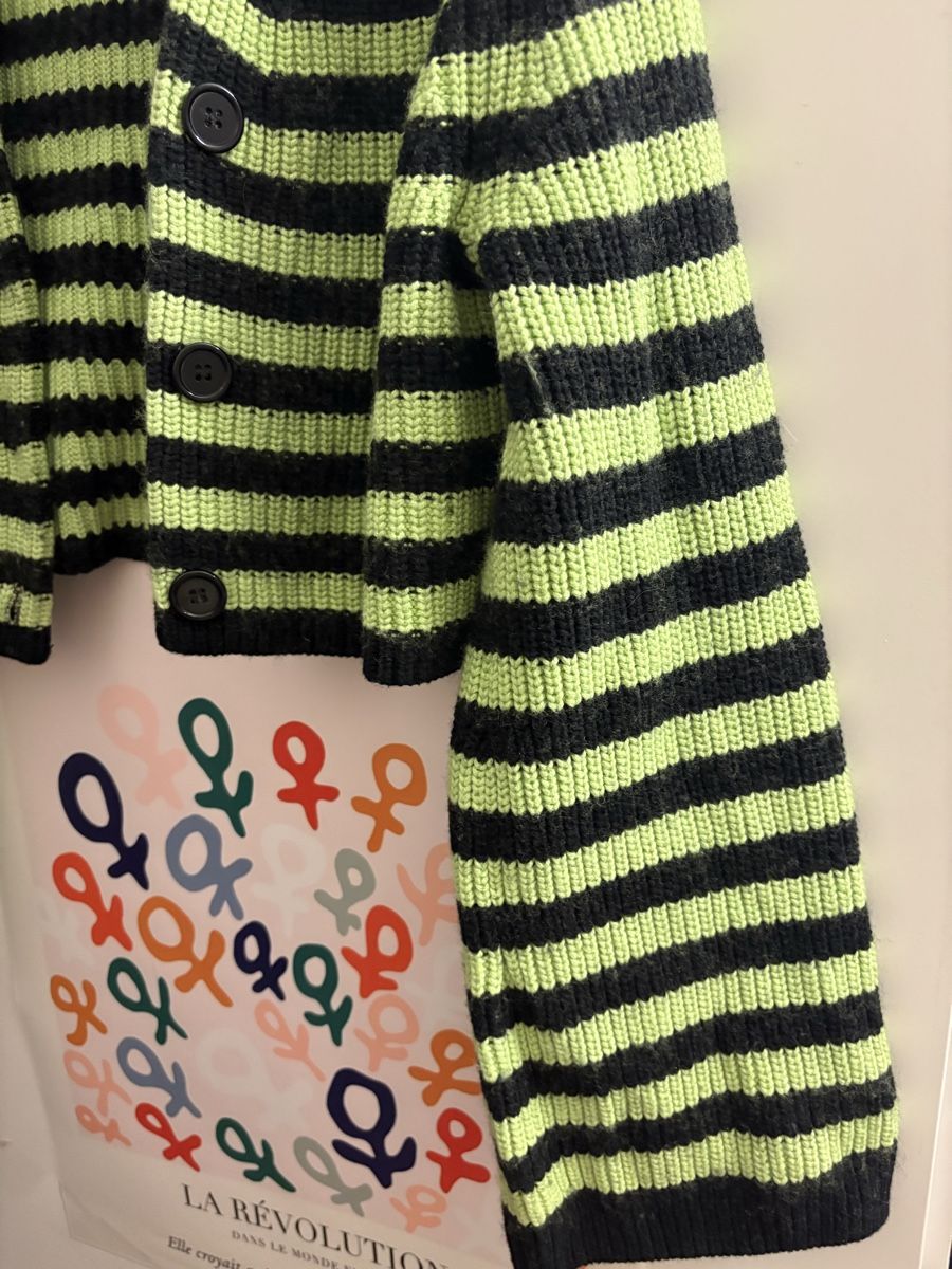 Giacche: Kurzer Cardigan – Usato da Zürich venduto da Esperanto 2