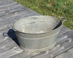 antike kleinere Wassergelte Nr. 48