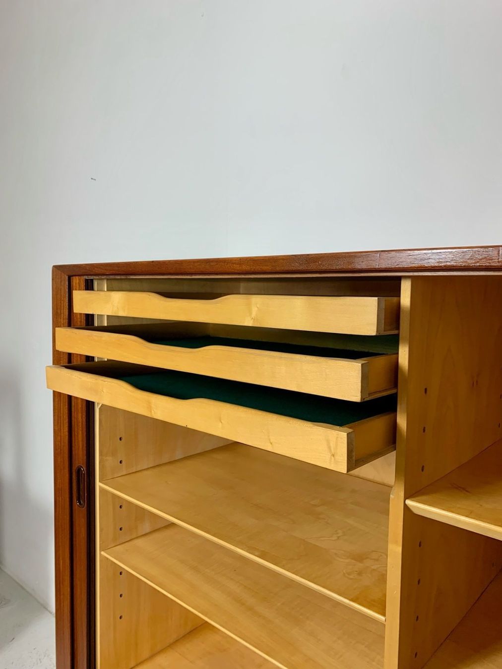 Credenze: Danish Teak Highboard by Arne Vodder 60s – Usato da Basel venduto da MidMod20C 2