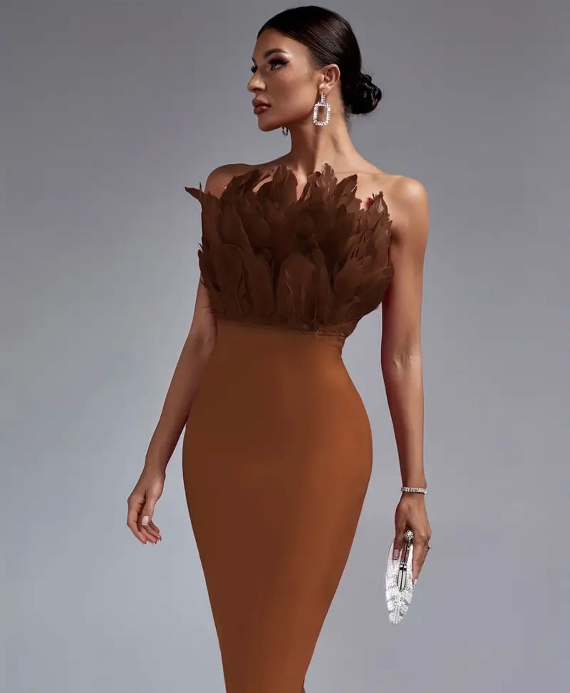 Vestiti: Jolie robe de cocktail avec plumes – Nuovo (secondo la descrizione) da Genève venduto da Annilu 3