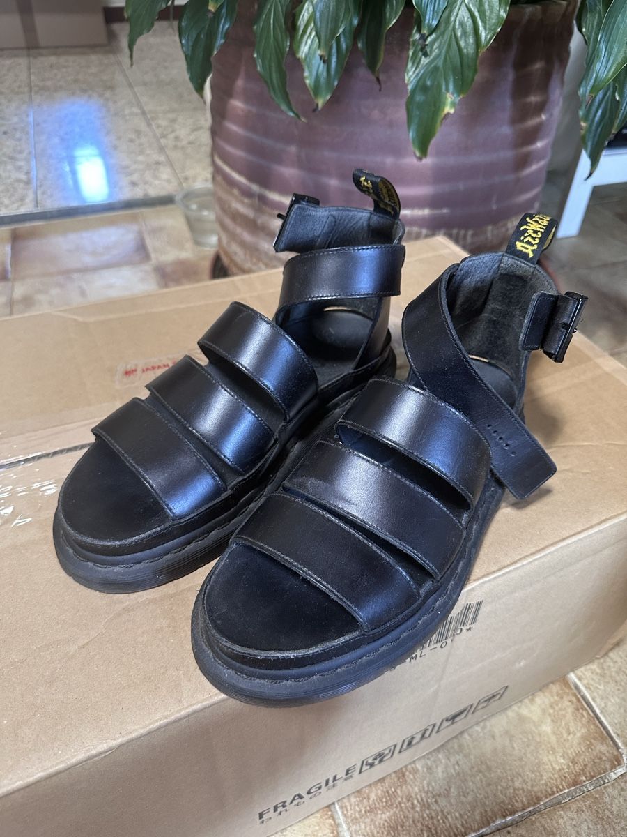 Dr. Martens Scarpe da donna: Sandales Clarissa Dr Martens en 39 – Usato da Corgémont venduto da Chloesellsthings