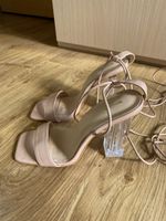 Sandales à talon PrettyLittleThing nude T 39 neuves
