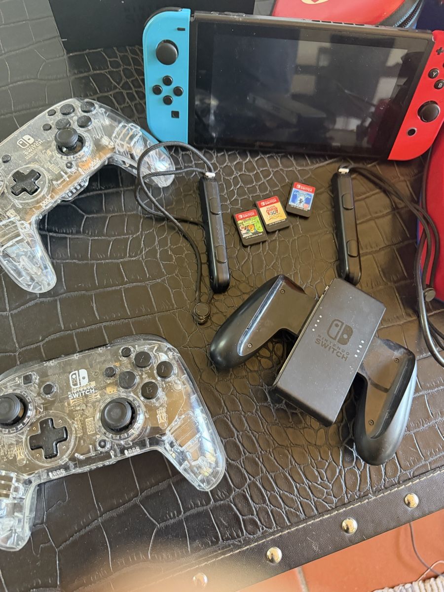 Nintendo Console: Nintendo Switch Zubehör Konsole Spiele Lenkrad Controller – Usato da Sevelen venduto da lweb 6