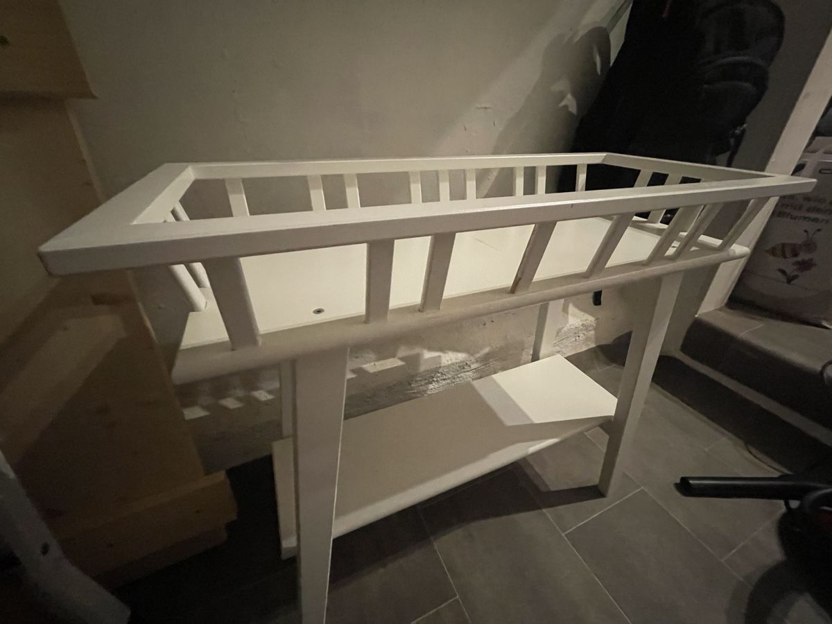 Sonstiges für Haushalt & Wohnen: Pflanzenständer Ikea – Gebraucht aus Ennetbühl von Anna.K. 1