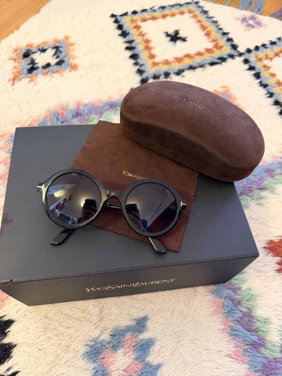 Tom Ford Brillen & Gläser: Lunettes solaires Tom Ford – Gebraucht aus Lausanne von Meganelausanne