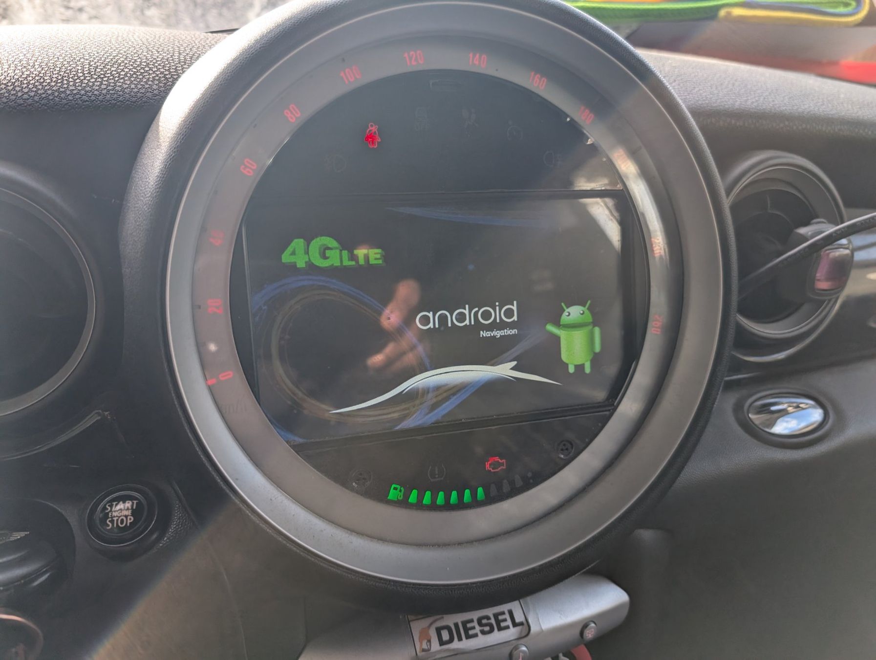 Mini Autos: Mini Clubman R55 Projet avec integration Android – Gebraucht aus St-Cergue von slinch 3
