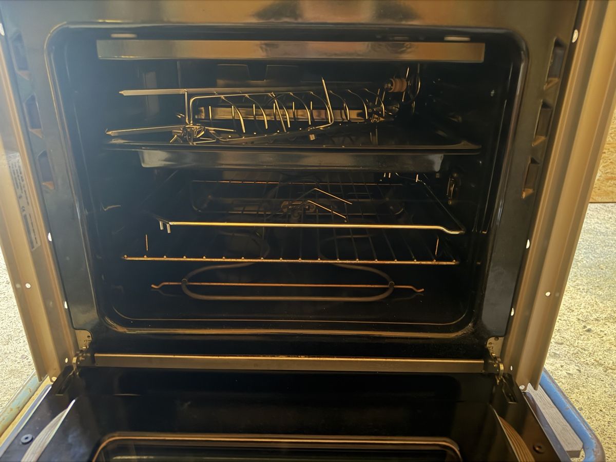 V-Zug Elettrodomestici da cucina: V-Zug Combair SLP Backofen – Usato da Rüdlingen venduto da Lichee 3