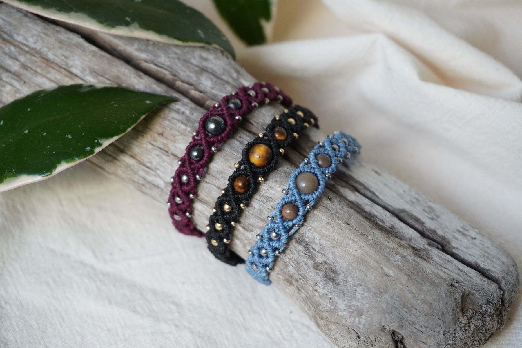 Bracciali & Braccialetti: ornata - Makramee Armband - Personalisierbar – Nuovo (secondo la descrizione) da Heerbrugg venduto da R.St27