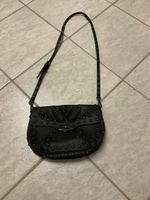 Schwarze DesigualHandtasche mit Nieten, neuwertig
