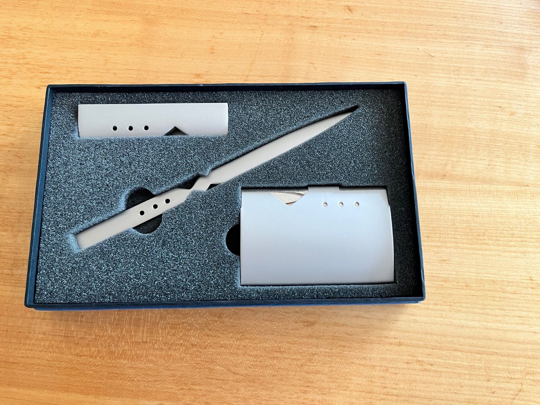 Altro materiale per ufficio: Schreibtischset – Nuovo e nell'imballaggio originale da Lausanne venduto da Charles-marie