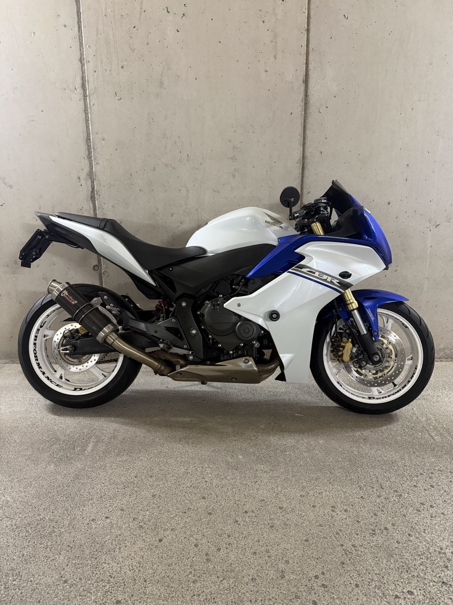 Honda Route: Honda CBR 600 – D'occasion à Villnachern par cedri22222 1