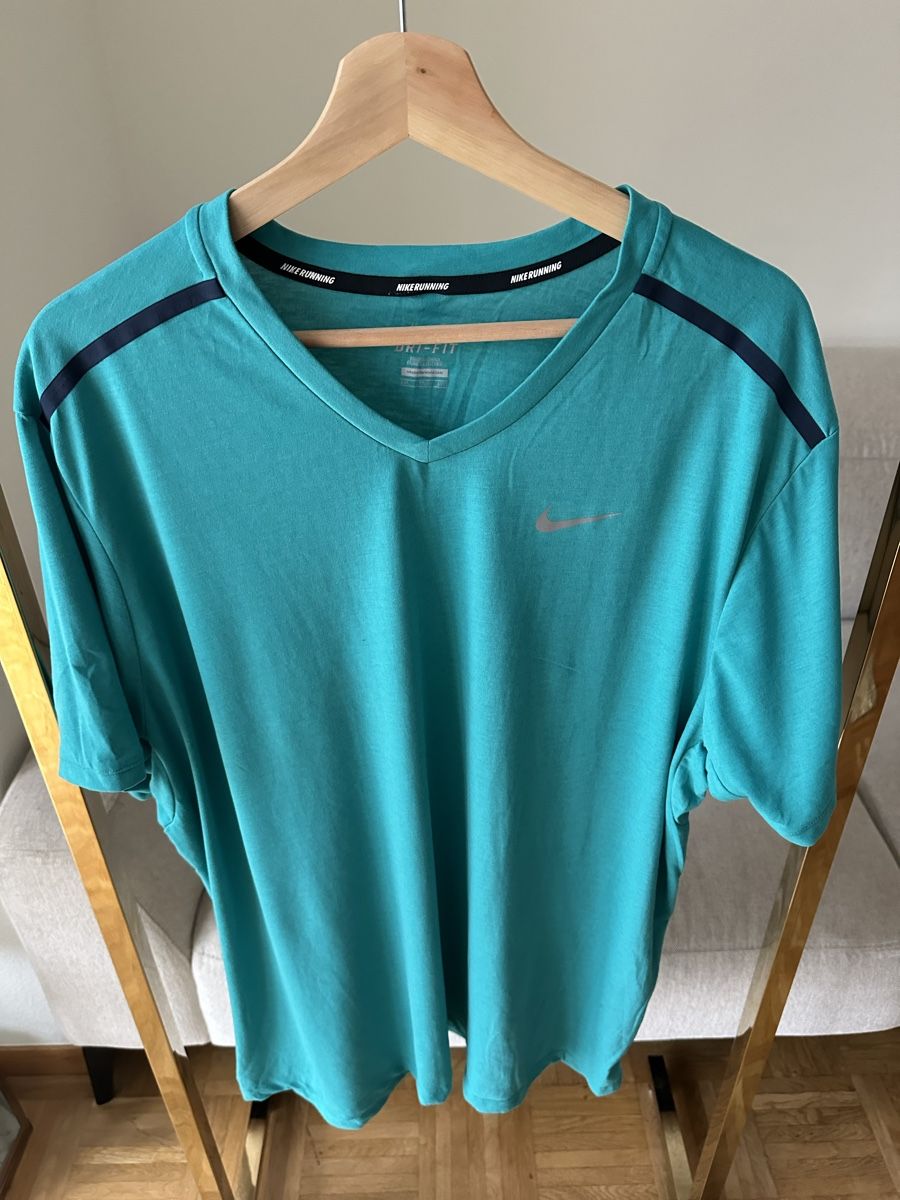 Nike T-shirt: Nike Running Tshirt – Nuovo (secondo la descrizione) da Zürich venduto da tom_8phz
