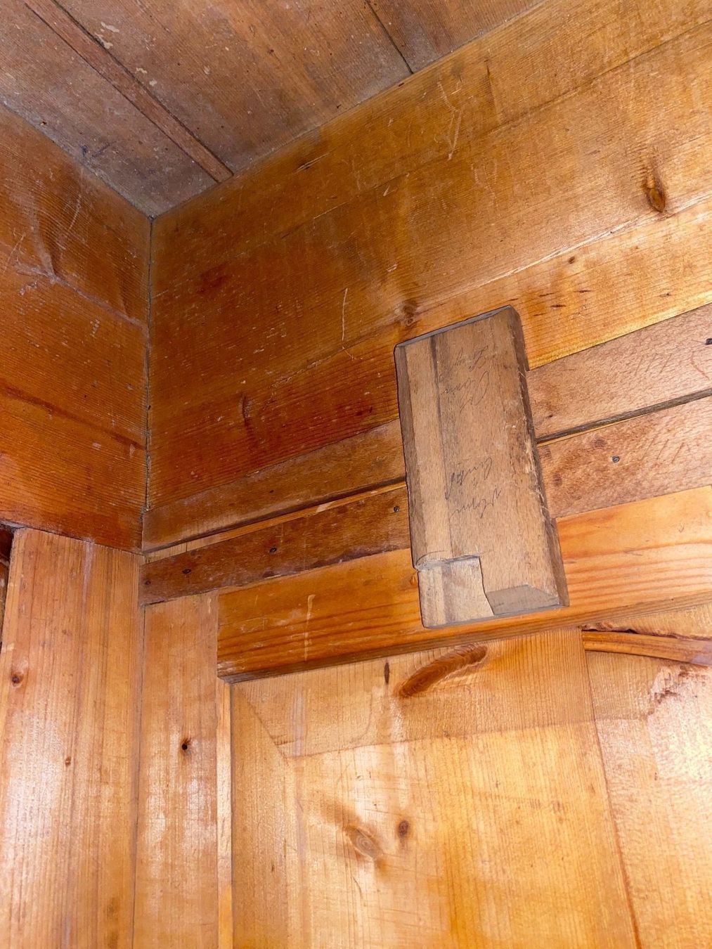 Armadi: Empire Tannenholz-Schrank – Usato da Gränichen venduto da onkel_xxl 5