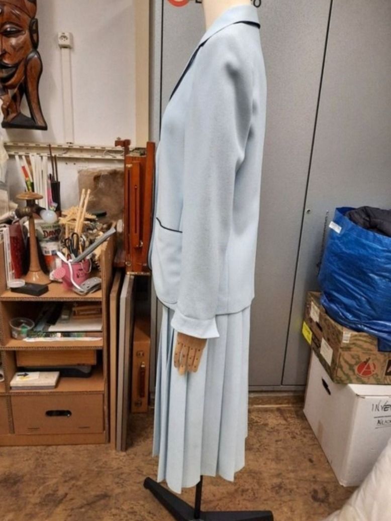Vestiti: Tailleur vintage – Usato da Biasca venduto da Old_6blh 6