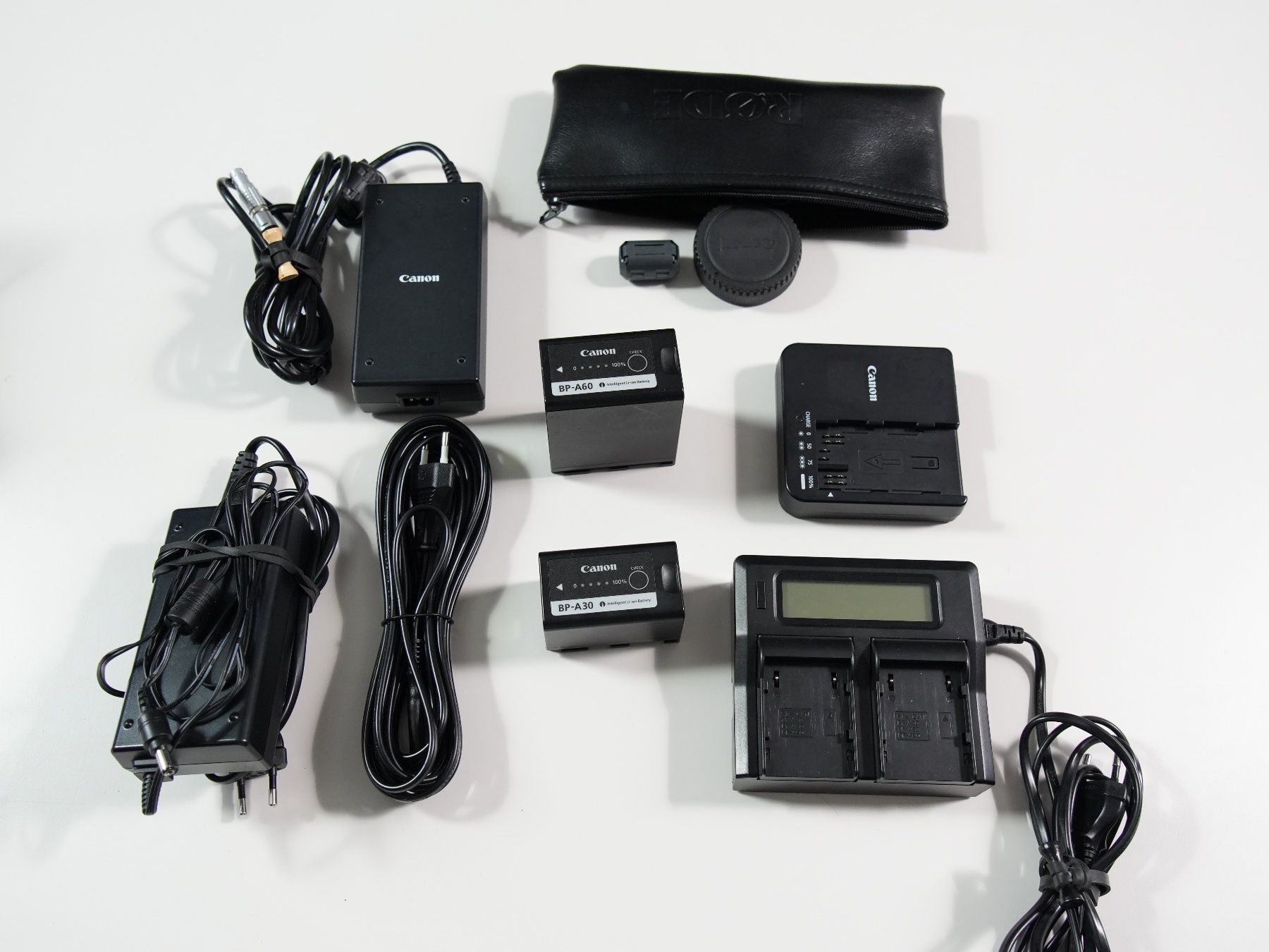 Canon Camcorder: Canon C200 komplettes Kameraset – Gebraucht aus Wallisellen von romanskydiver 5