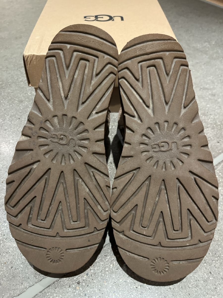 Ugg Damenschuhe: UGG Classic Ultra Mini – Defekt aus Lotzwil von etienneundjoelle 3