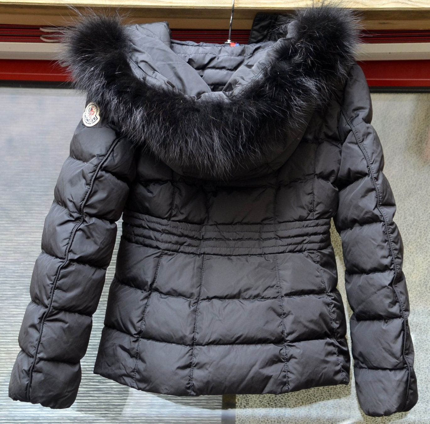 Moncler Giacche & Cappotti: Moncler Jacke  / veste  8A - 130 cm – Usato da Collonges venduto da arashee