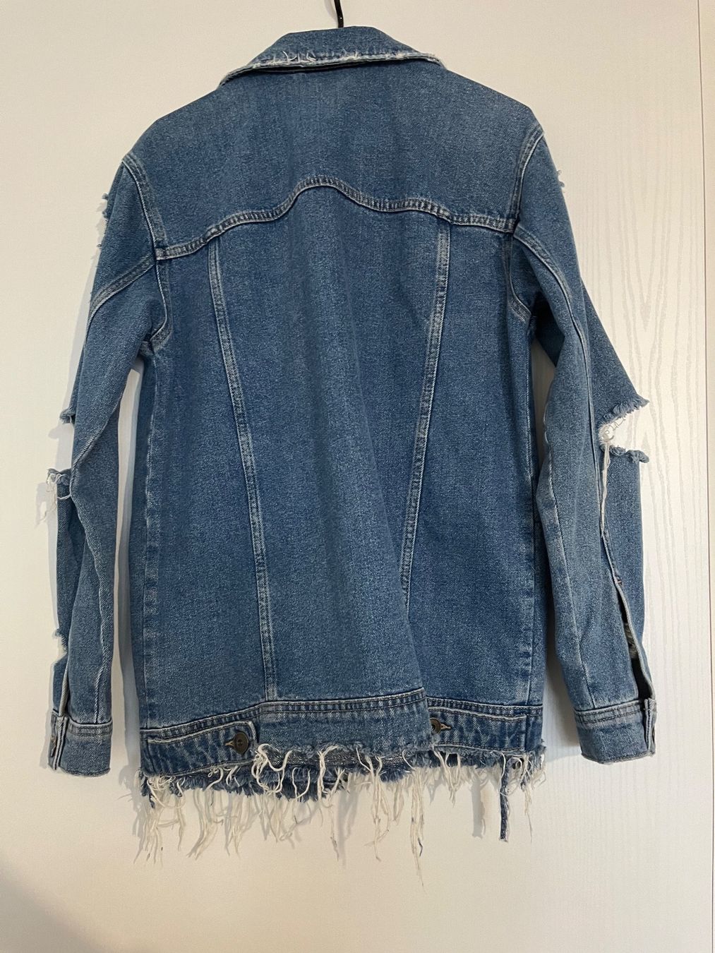 Jacken: Oversive Jeansjacke – Gebraucht aus Gisikon von reena.2231 1