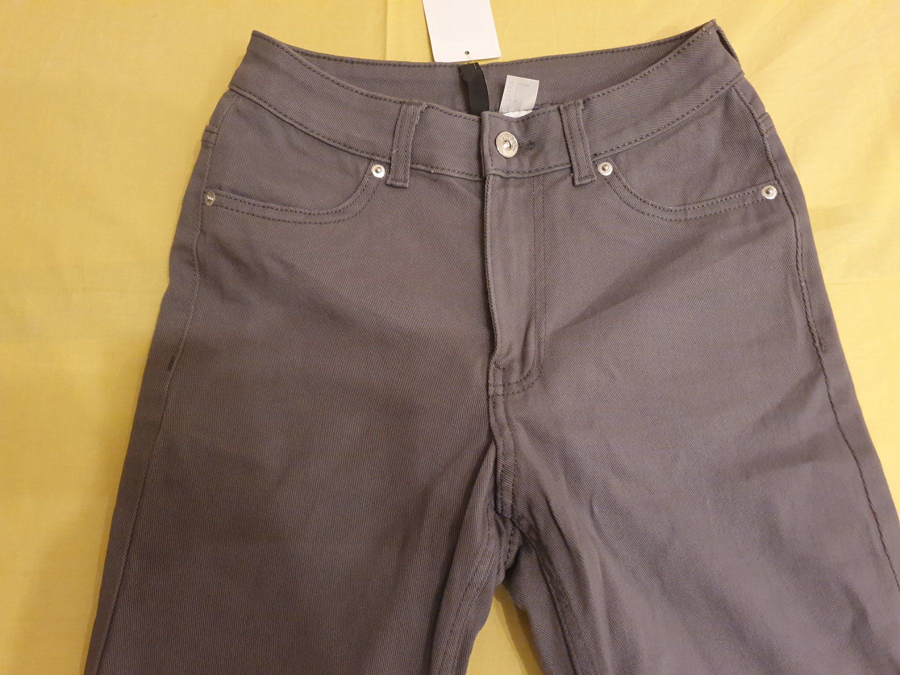 H&M Hosen: Jeans H&M Gr.34 NEU – Neu und originalverpackt aus Kloten von Hektor44 2
