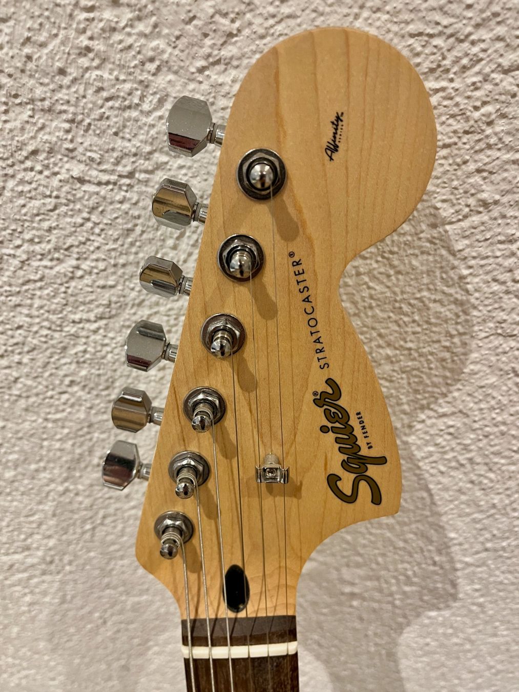 Musikinstrumente: Fender Squier Stratocoaster Set – Neu (gemäss Beschreibung) aus St. Ursen von Stepz 1