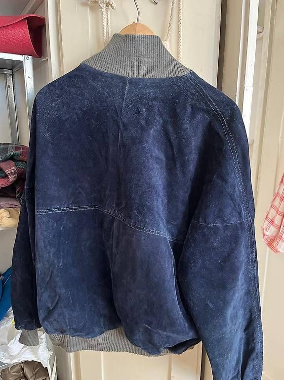 Giacche: Beautiful blue suede jacket M/L – Usato da Zürich venduto da LeoGd 1