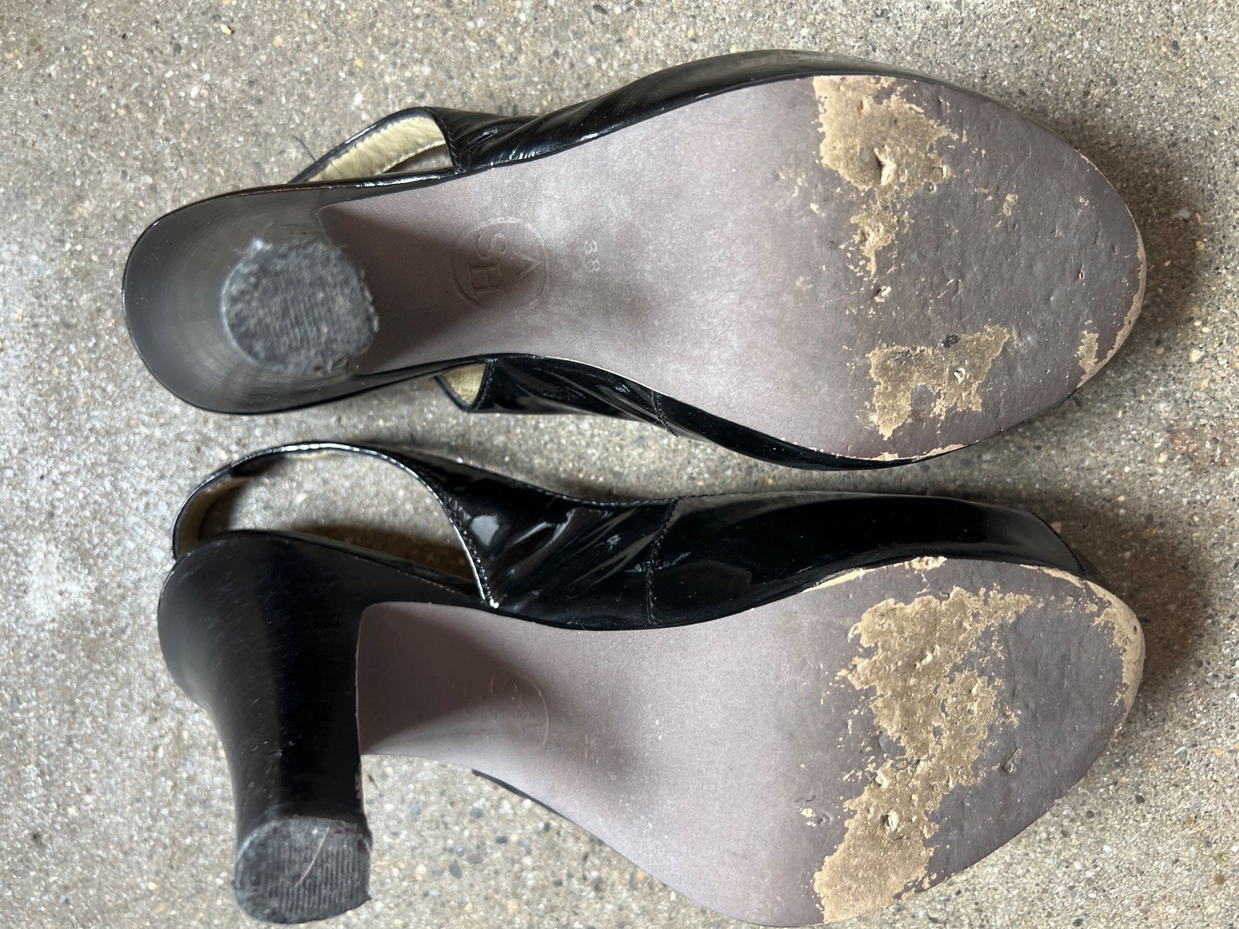 Scarpe da donna: Schuh ASH Leder Peeptoe Sandale Grösse 38 – Usato da Kreuzlingen venduto da Muschel64 2