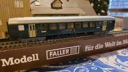 märklin Wagen mit Schienenputzer
